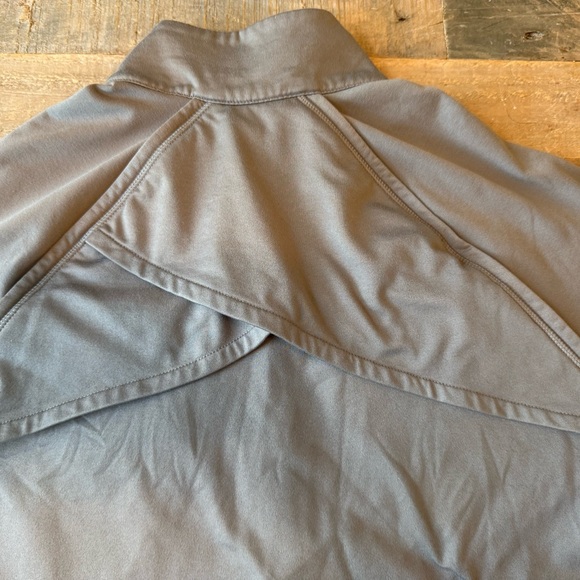 Fabletics Lightweight Jacket - Picture 4 of 8